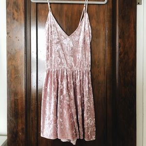 PAC SUN PINK VELVET ROMPER 💗